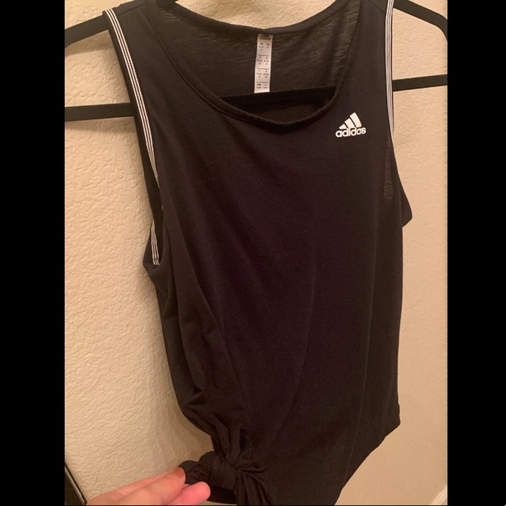 Black&White Adidas Tie-Knot Running Tank